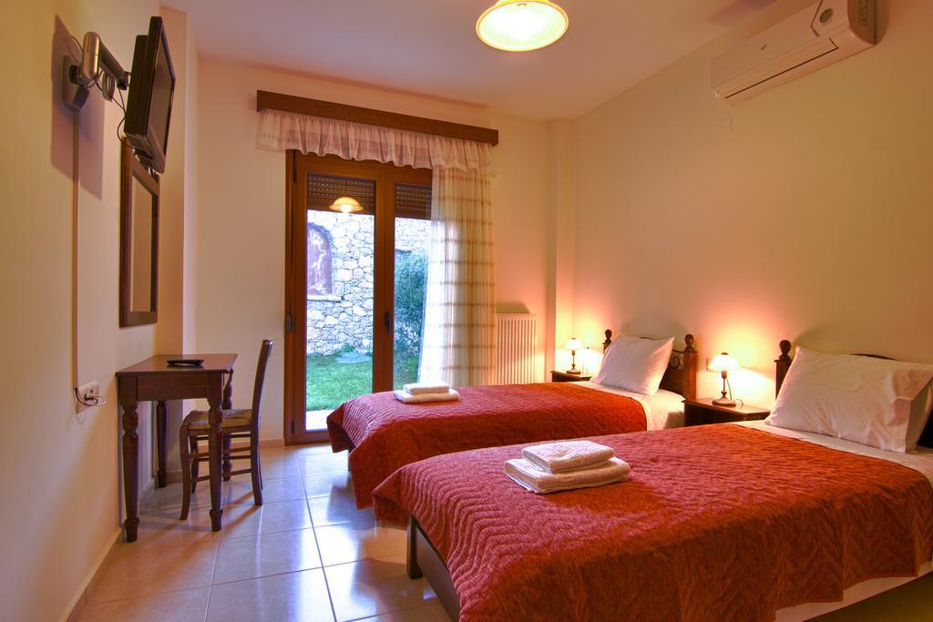 Aposeti Villas Petrochori  Rom bilde